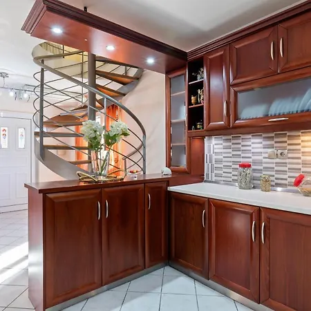 Вилла Stilvi Ii - α Full Of Positive Energy House Халкида